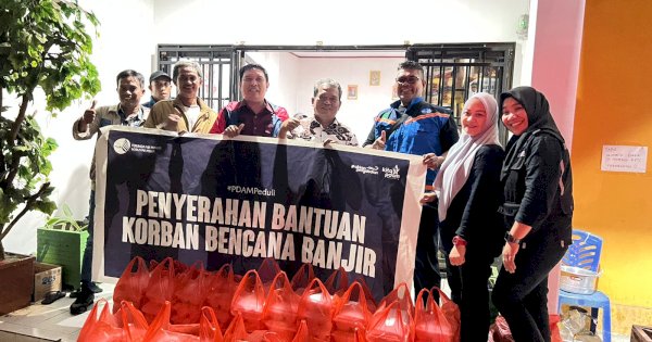 PDAM Makassar Kembali Salurkan Bantuan kepada Warga Terdampak Banjir