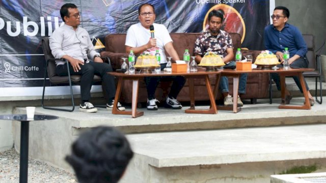 Danny Pomanto Berbagi Strategi Hadapi Resesi Ekonomi 2023 Bersama KEPMI Bone