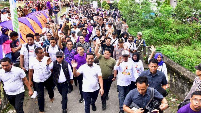 Andi Sudirman Bareng Masyarakat Ikuti Jalan Sulsel Anti Mager di Enrekang