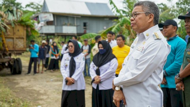 Kembali Pantau Lokasi Banjir, Taufan Pawe Pastikan Warga Terdampak Tertangani Baik