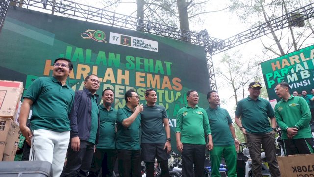 Beri Selamat, Danny Pomanto Bareng Sandiaga Uno Hadiri Harla ke-50 PPP