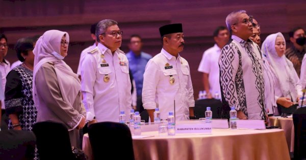 Taufan Pawe Teken Kesepakatan Forum Konsultasi Publik Rancangan RPD Sulsel 2024-2026