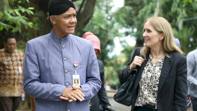 Duta Besar Norwegia untuk Indonesia, Rut Kruger Giverin menemui Gubernur Jawa Tengah Ganjar Pranowo di Rumah Dinas Puri Gedeh, Kamis (16/2/2023).