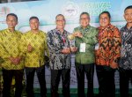 Wali Kota Parepare Taufan Pawe Terima Penghargaan Piala Adipura 2022