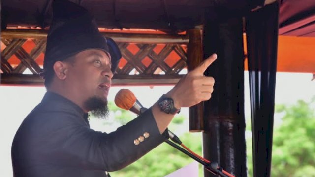 Gubernur Andi Sudirman Sulaiman saat menghadiri puncak acara 63 Tahun Kabupaten Bulukumba di Lapangan Pemuda, Sabtu (4/2/2023). 