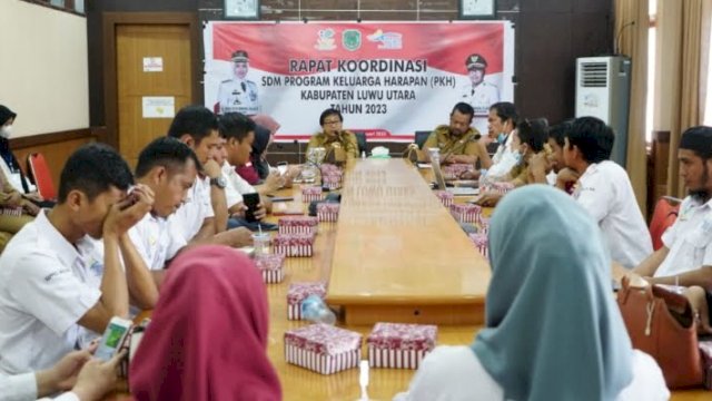 Rapat Koordinasi Penanganan Stunting bagi Sumber Daya PKH, belum lama ini, di Ruang Rapat Wakil Bupati.