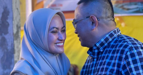 Muh Fauzi Beri Kejutan Ultah Indah Putri Indriani, Masyarakat Makan Gratis di Rujab Bupati Luwu Utara