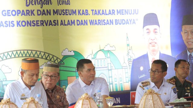 Pemkab Takalar menggelar Forum Grup Discusion (FGD) tentang pengembangan geopark dan museum telah digelar di Balla Lompoa Kab. Takalar, Rabu 8 Februari 2023, sebagai rangkaian dari HUT ke-63 Kabupaten Takalar, bertajuk "Pengembangan Geopark dan Museum Kab. Takalar Menuju Pariwisata Berbasis Konservasi Alam dan Warisan Budaya".