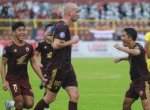 Gol Free Kick Pluim Buat PSM Makin Nyaman di Puncak Klasemen Liga 1