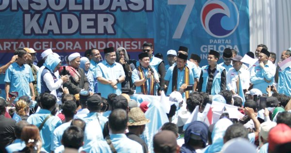 Anis Matta-Fahri Hamzah Bakar Semangat Ribuan Massa Partai Gelora di Lombok Timur