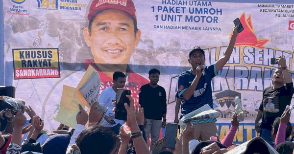 Rudianto Lallo Kampanye Anti Plastik dan Pencemaran Lingkungan Hidup di Pulau Sangkarrang