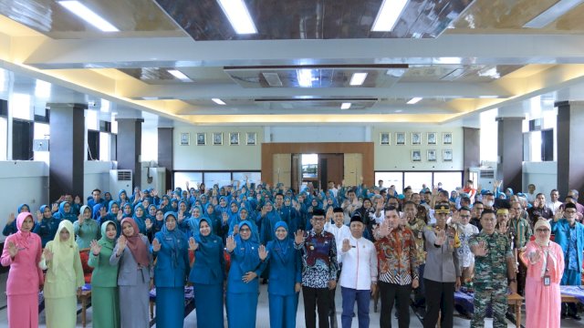 Lantik Pengurus PKK, Pj Bupati Takalar Harap Pembinaan ke Desa-desa Dilakukan