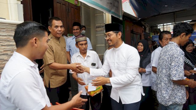  dr Udin Malik saat menghadiri Pengajian Lorong di Jl Dr Ratulangi dan Jl Sunu, Rabu, (28/03).