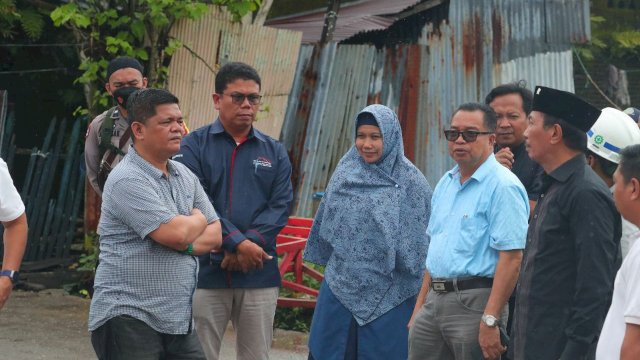 Komisi C DPRD Makassar melakukan kunjungan ke lokasi pembangunan Tol Makassar New Port (MNP), pada Rabu (1/3/2023)yang pembangunannya sedang mengalami kendala.