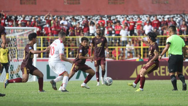 Dokumentasi laga PSM Makassar versus Persis Solo yang berkahir 3-2 untuk kemenangan tuan runah di Gelora BJ Habibie, Parepare, Sulsel, Minggu (5/3/2023). (foto: Official PSM Makassar)