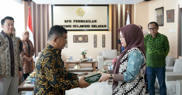 Makassar Kota Pertama Serahkan LKPD Unaudited ke BPK RI Provinsi Sulsel