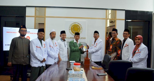 Dewan Pakar PKS Mulai Roadshow, MUI Disambangi Pertama