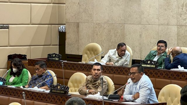 Anggota Komisi V DPR RI Muhammad Fauzi menyampaikan usulan penambahan jalan tol di Sulawesi Selatan dari Maros hingga ke Barru.