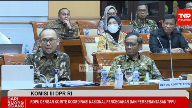 Menteri Koordinator Politik, Hukum, dan Keamanan (Menko Polhukam) menyebut ada anggota DPR RI yang bertugas sebagai 'makelar kasus' di institusi peradilan.