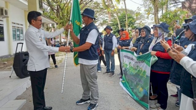 Dilepas Sekda Lutra, 80 Perwakilan Ikut Jambore Pertanian di Bone