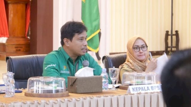 Dokumentasi Kepala BPS Kabupaten Luwu Utara, Ayub Parlin Ampulembang (kiri) dan Bupati Luwu Utara, Indah Putri Indriani (kanan) beberapa waktu lalu.