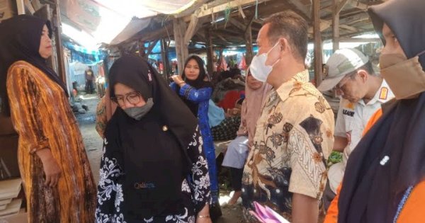 Harga Kebutuhan Pokok di Pasar Sabbang Relatif Stabil Jelang Idulfitri