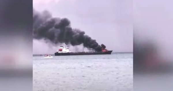 Kapal Pertamina Bawa BBM Terbakar di Laut Lombok, Angkut 5.900 Liter Pertalite