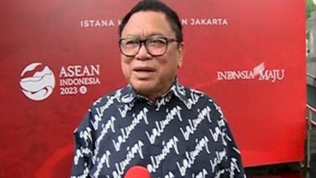 Bertemu Jokowi, Ketum Hanura OSO Mengaku Tak Bahas Jatah Menteri