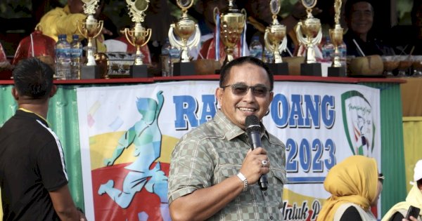 Abang Fauzi Buka Turnamen Sepakbola Rampoang Cup XXX, Digelar Sejak 1982