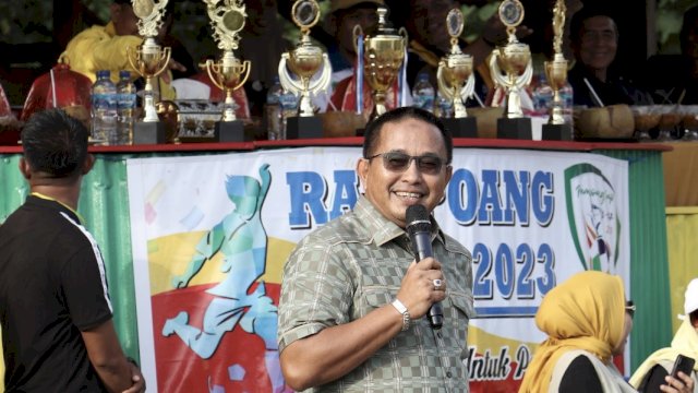 Abang Fauzi Buka Turnamen Sepakbola Rampoang Cup XXX, Digelar Sejak 1982