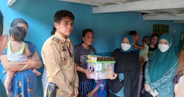 TP PKK Salurkan Bantuan ke Korban Banjir Parepare