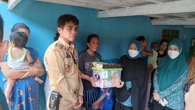 TP PKK Salurkan Bantuan ke Korban Banjir Parepare