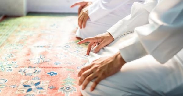 Jalani Puasa Ramadan Tapi Tidak Salat, Ini Kata Ustazah Oki Setiana Dewi 