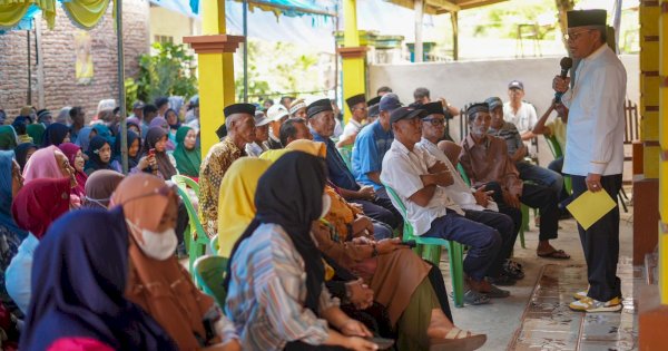 Safari Ramadan Peduli, Taufan Pawe Sosialiasasikan Airlangga Calon Presiden di Bulukumba