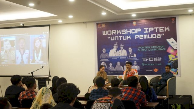 Tokoh Pemuda Makassar, dr Udin Malik ke dalam kegiatan Workshop IPTEK untuk Pemuda dengan tema "Konten Kreator di Era Digitalisasi" di Golden Tulip Hotel, Sabtu (15/4/2023).