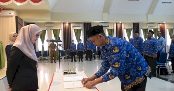 Lantik Kepala UPT SD dan SMP, Bupati Indah Tekankan Semua Anak Harus Sekolah