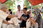 Santri Dukung Ganjar Gelar Pasar Murah Jelang IdulFitri, Warga: Sangat Membantu