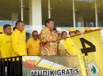 Airlangga Lepas Ratusan Pemudik Gratis Partai Golkar, Fauzi: Mudik Lebih Awal untuk Urai Macet