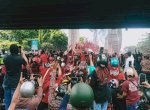 Ribuan Suporter Sambut Kedatangan Tim PSM di Fly Over Makassar