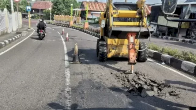 PUPR Parepare Segera Rampungkan Rehabilitasi Jalan Jenderal Sudirman