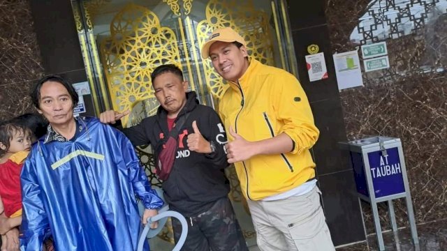 Wakil Ketua DPRD Makassar Nurhaldin Terjun Langsung Bantu Korban Banjir