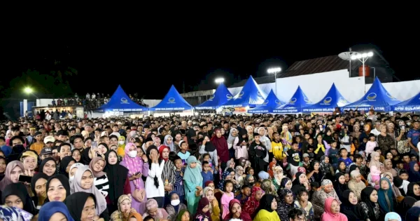 Puluhan Ribu Penonton Terhibur Saat Malam Puncak Festival Ramadan Rusdi Masse di Pinrang