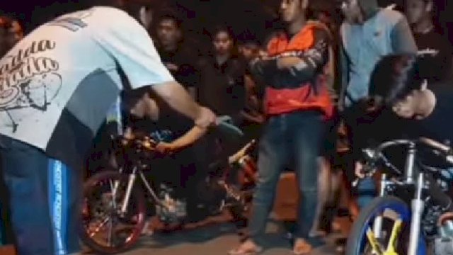 Ilustrasi Balap Liar.