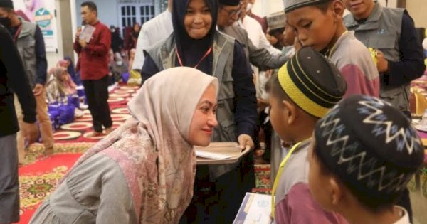 Bupati Indah Ajak Para Dermawan Pastikan Anak Yatim Bersekolah