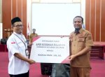 Gubernur Andi Sudirman Serahkan Zakat ke BAZNAS Sulsel, Segini Nilainya 