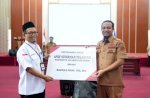 Gubernur Andi Sudirman Serahkan Zakat ke BAZNAS Sulsel, Segini Nilainya 
