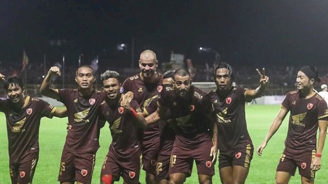 Skuad PSM Makassar saat melawan Borneo FC di pekan 34 Liga 1 2022-2023 di Gelora BJ Habibie, Parepare, Sulsel, Minggu (16/4/2023).