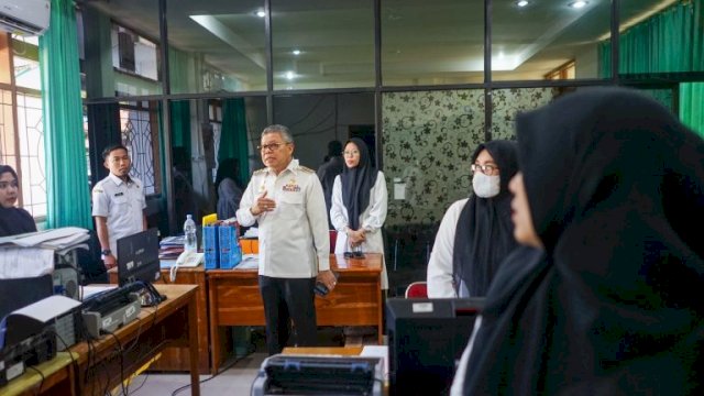 Wali Kota Taufan Pawe Pastikan Pelayanan Publik Berjalan Lancar Usai Libur Lebaran 2023