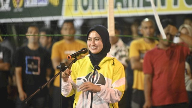 Ditutup Bupati Indah, Muhammad Fauzi Cup Voli dan Futsal Jadi Ajang Pencarian Atlet Berbakat