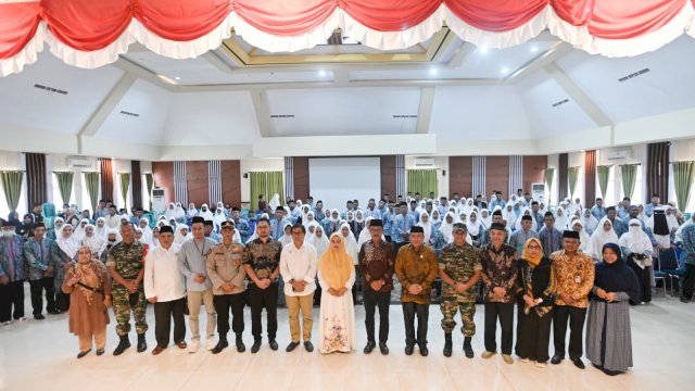 Bupati Luwu Utara Lepas 230 Rombongan Jemaah Calon Haji Kloter 14